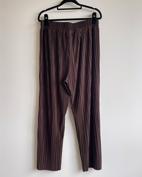 Decjuba Stacey Plisse pants