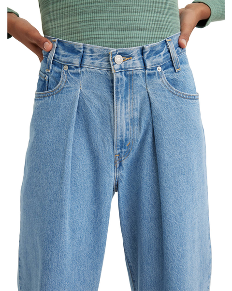 Levi's Pleated Baggy Dad jeans