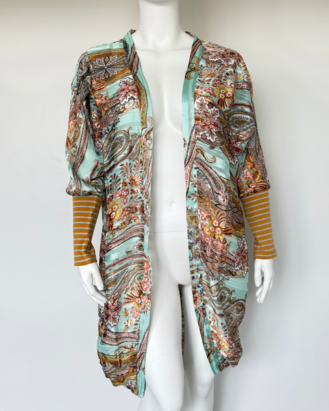 Augustine Resort kimono