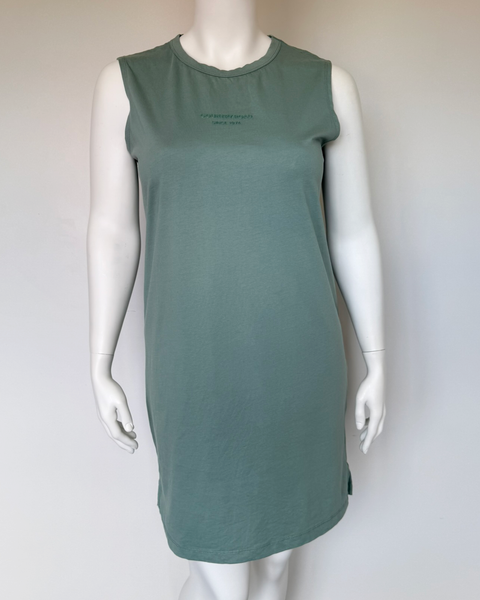 Country Road sleeveless tee dress