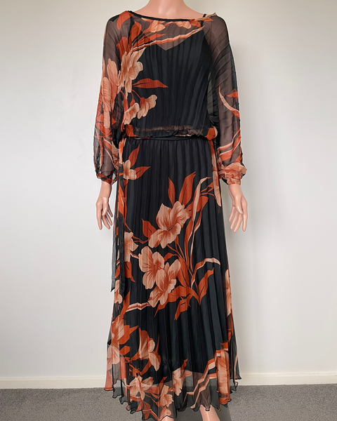 Fate & Becker Red Vineyard dress