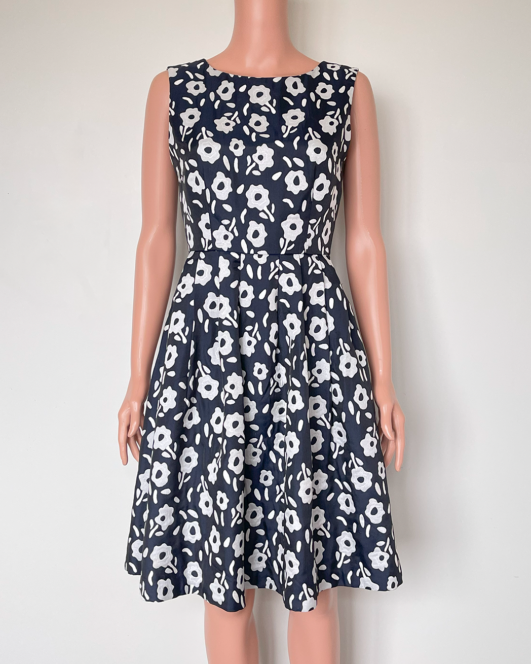 Hi There by Karen Walker dress