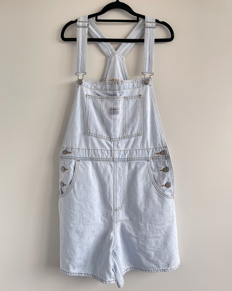 Levi's shortalls