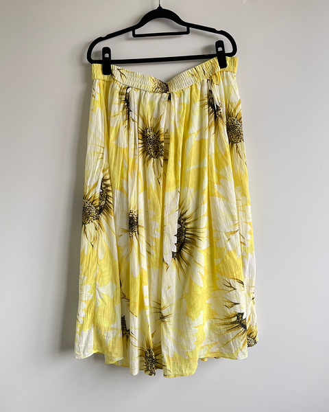 H&M floral skirt