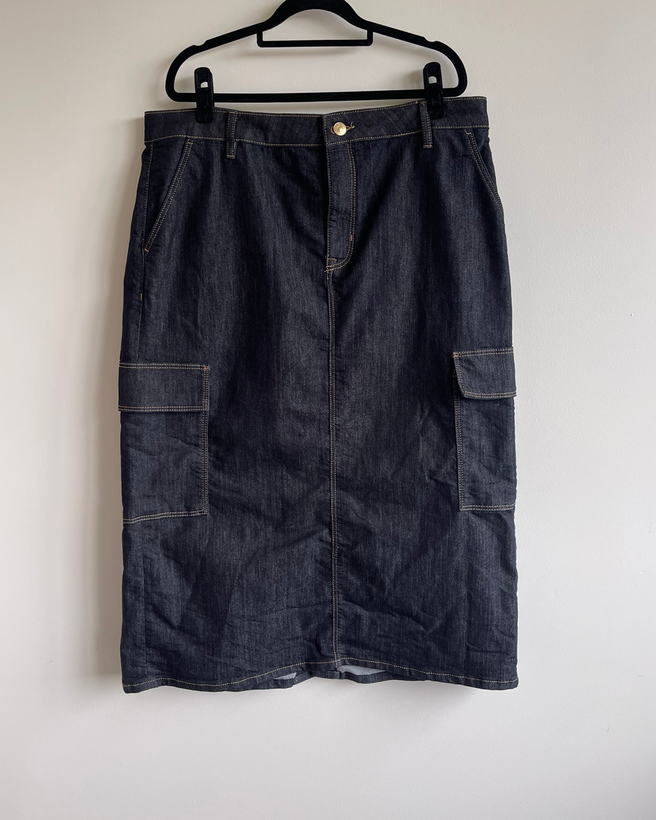 XL (size 16-20)