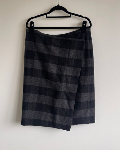 Trenery wool skirt
