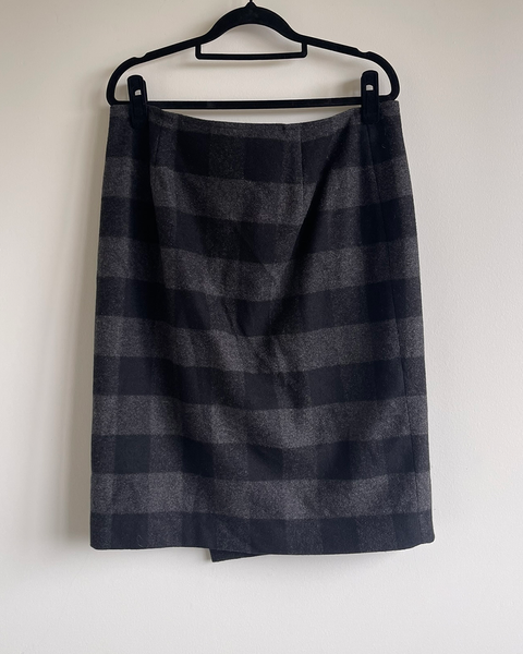 Trenery wool skirt