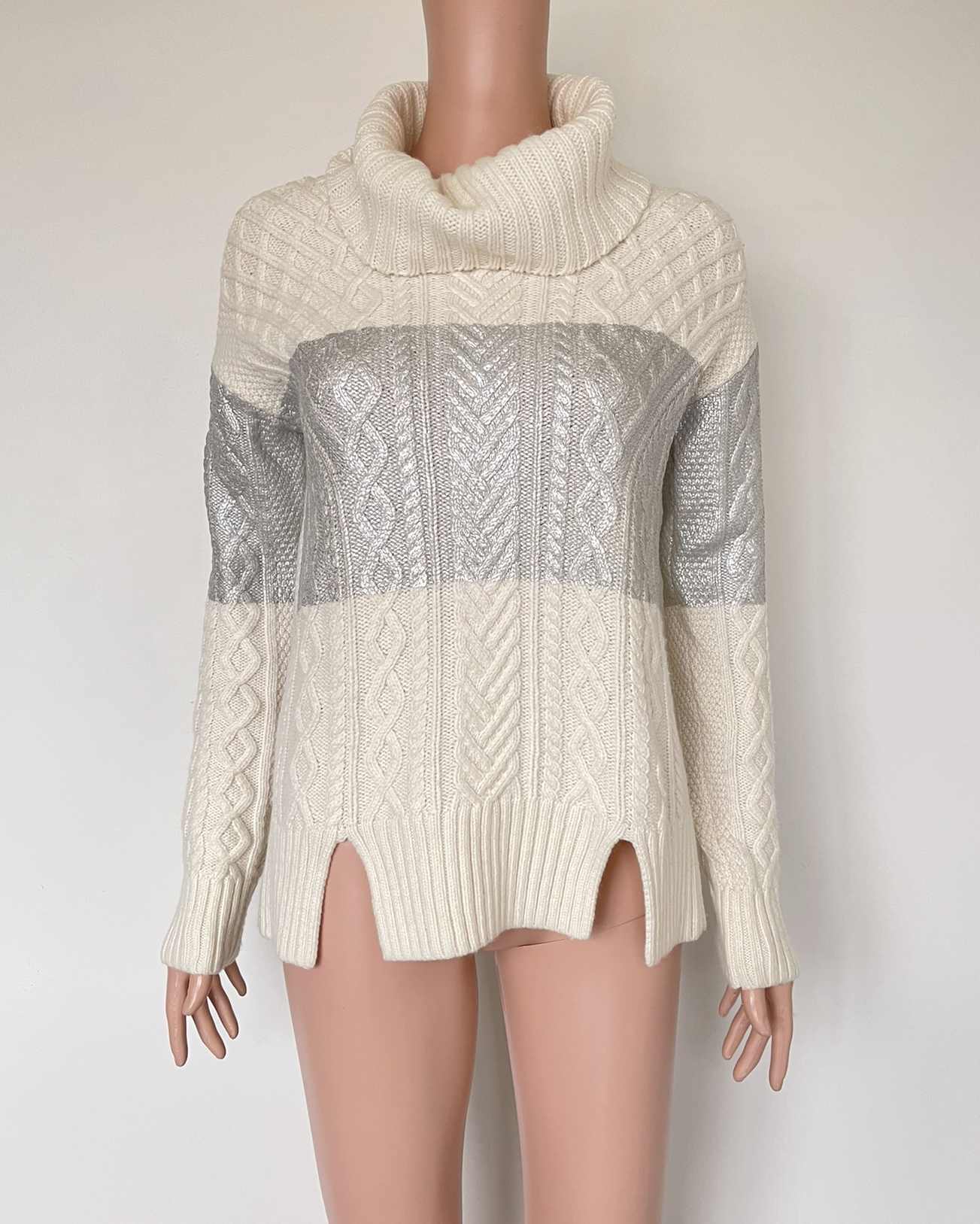 BCBGMAXAZRIA knit sweater