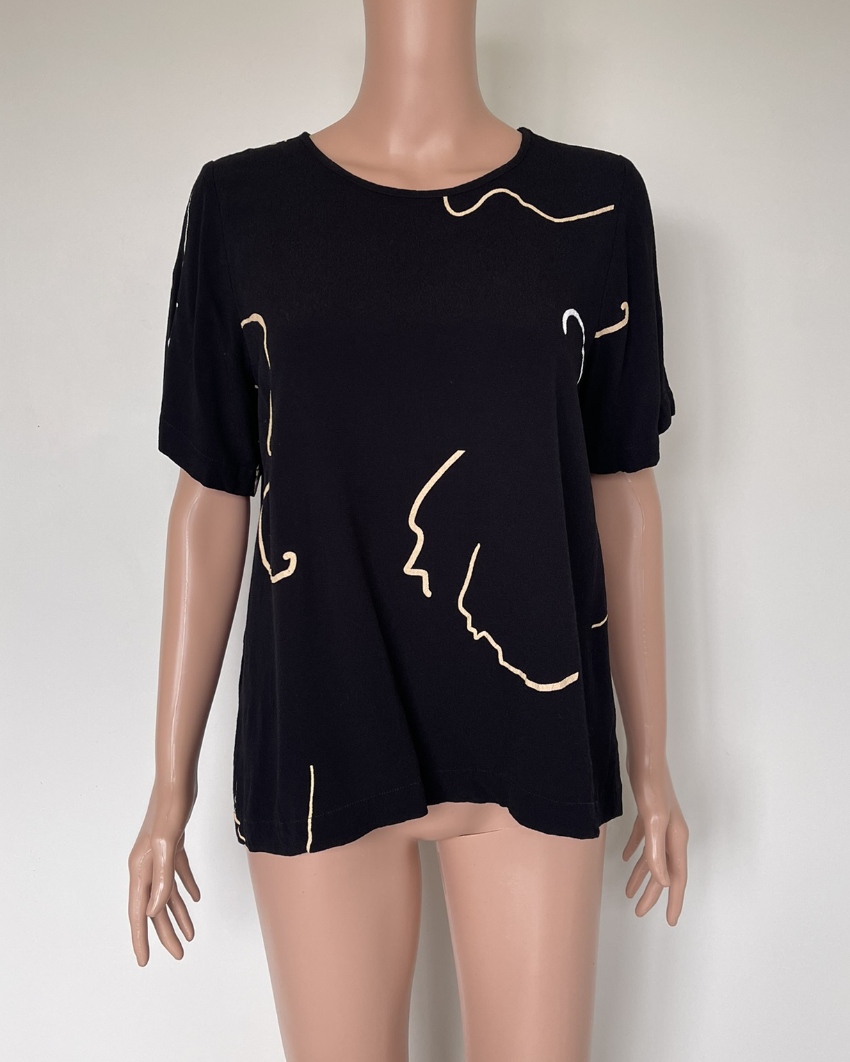Nyne top