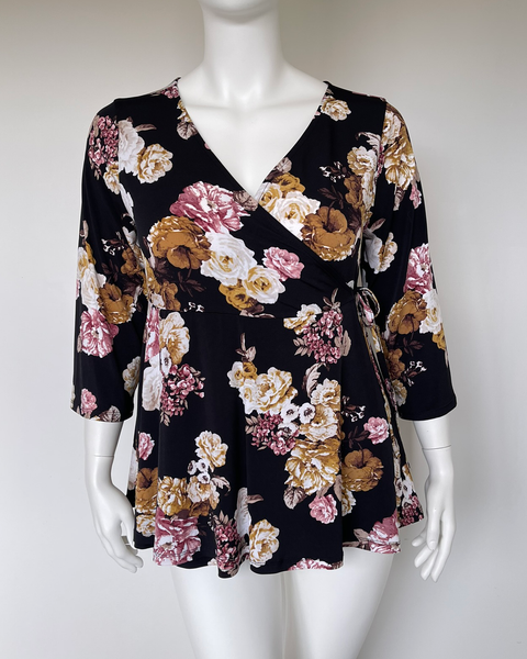 Torrid floral wrap top