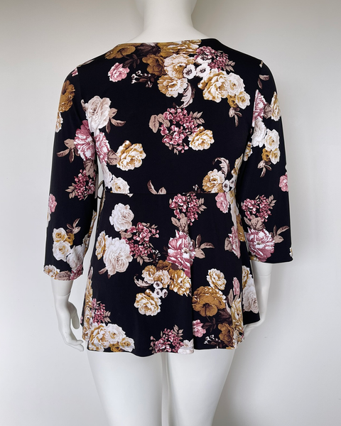 Torrid floral wrap top