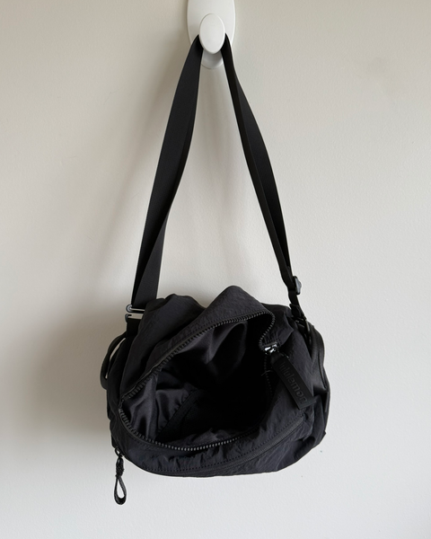 Lululemon Fast Track Bag 2.0